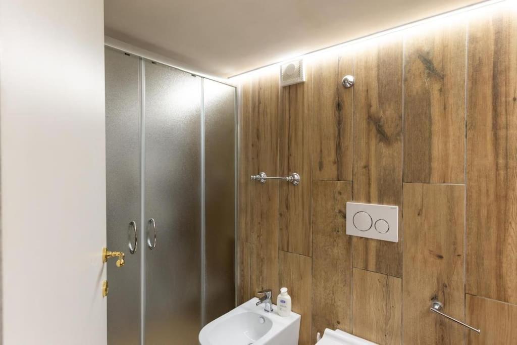 Apartment Antica Taberna Di Trevi Rom