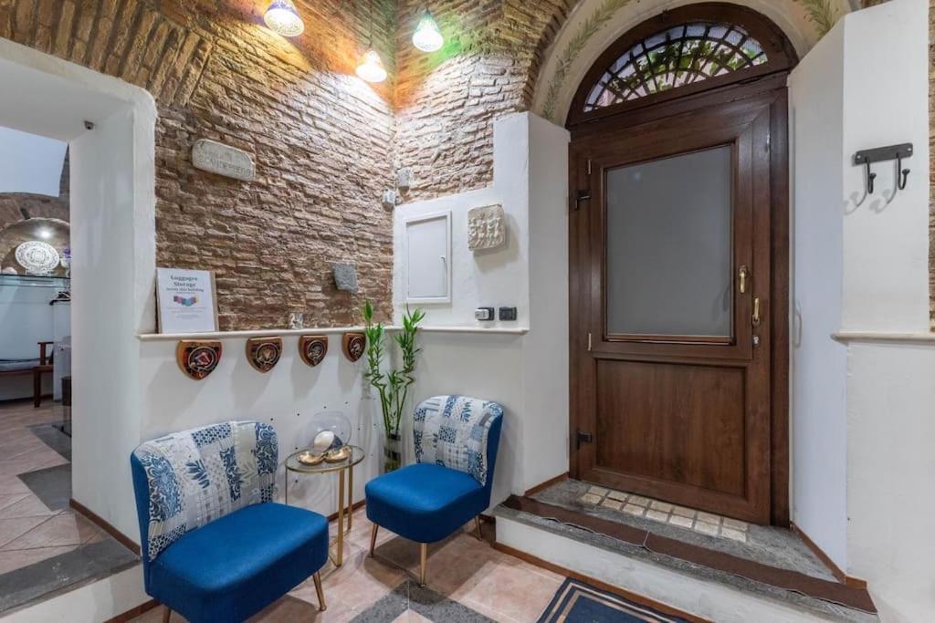 Apartment Antica Taberna Di Trevi Rom